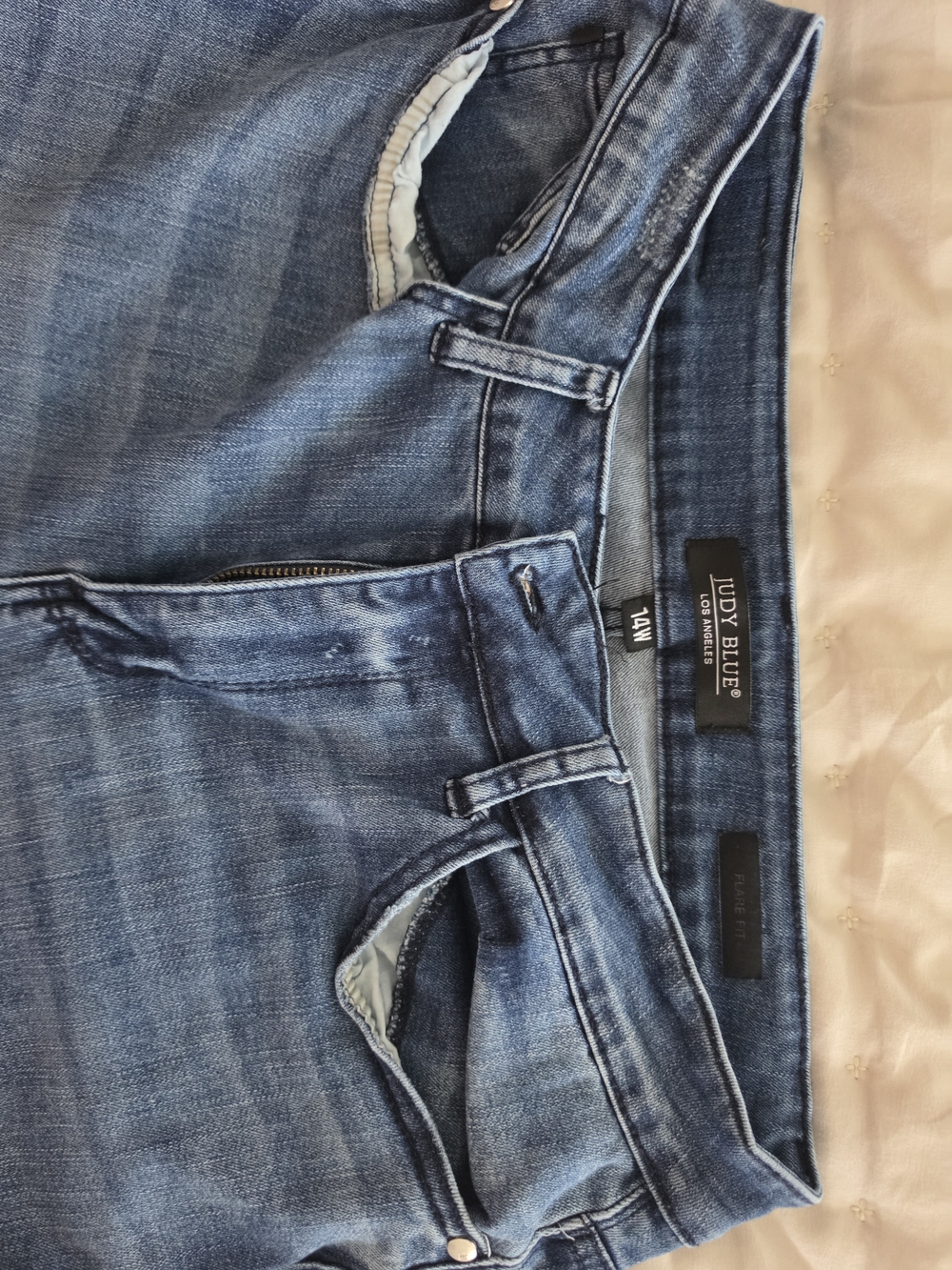 Judy Blue Women's Flare Jeans in Medium Wash Blue